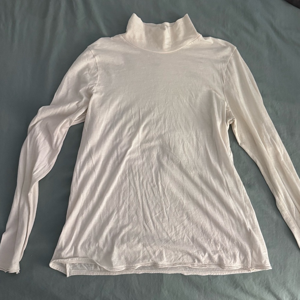 Anthropologie Cream Long Sleeve Turtleneck